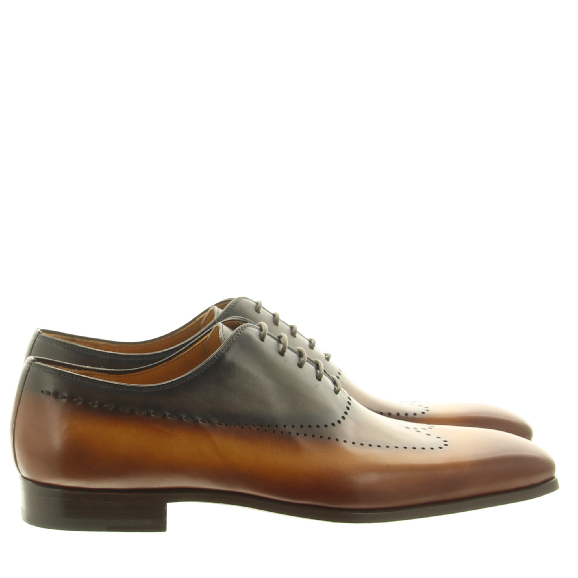 Magnanni 23855 Cuero Tabaco Wind